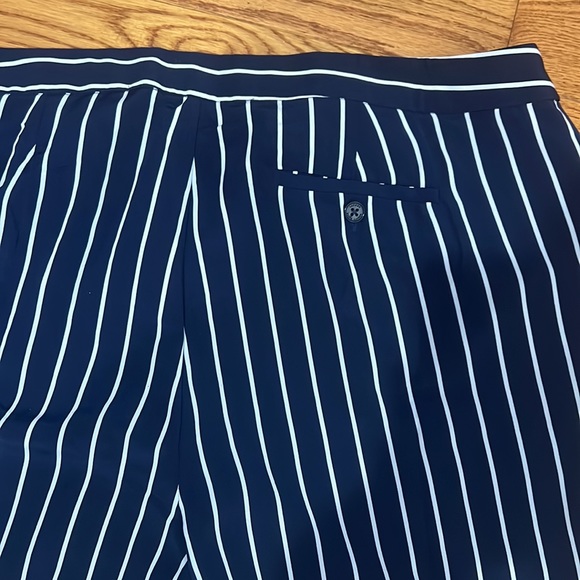 Women’s LAUREN Ralph Lauren pinstriped pants - Picture 4 of 4